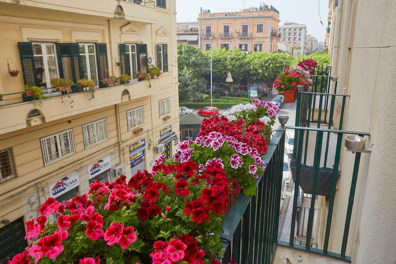 Better & Better Bed & Breakfast Palermo Bagian luar foto