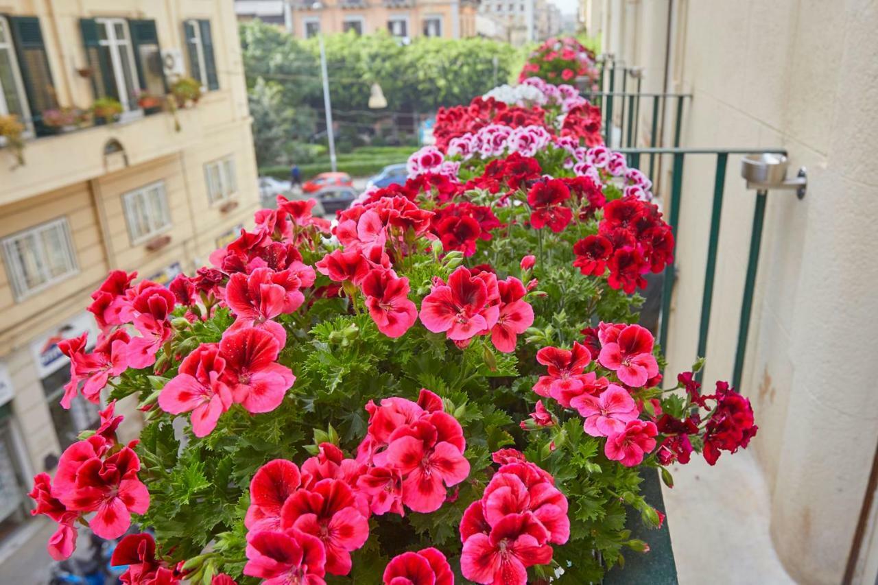 Better & Better Bed & Breakfast Palermo Bagian luar foto