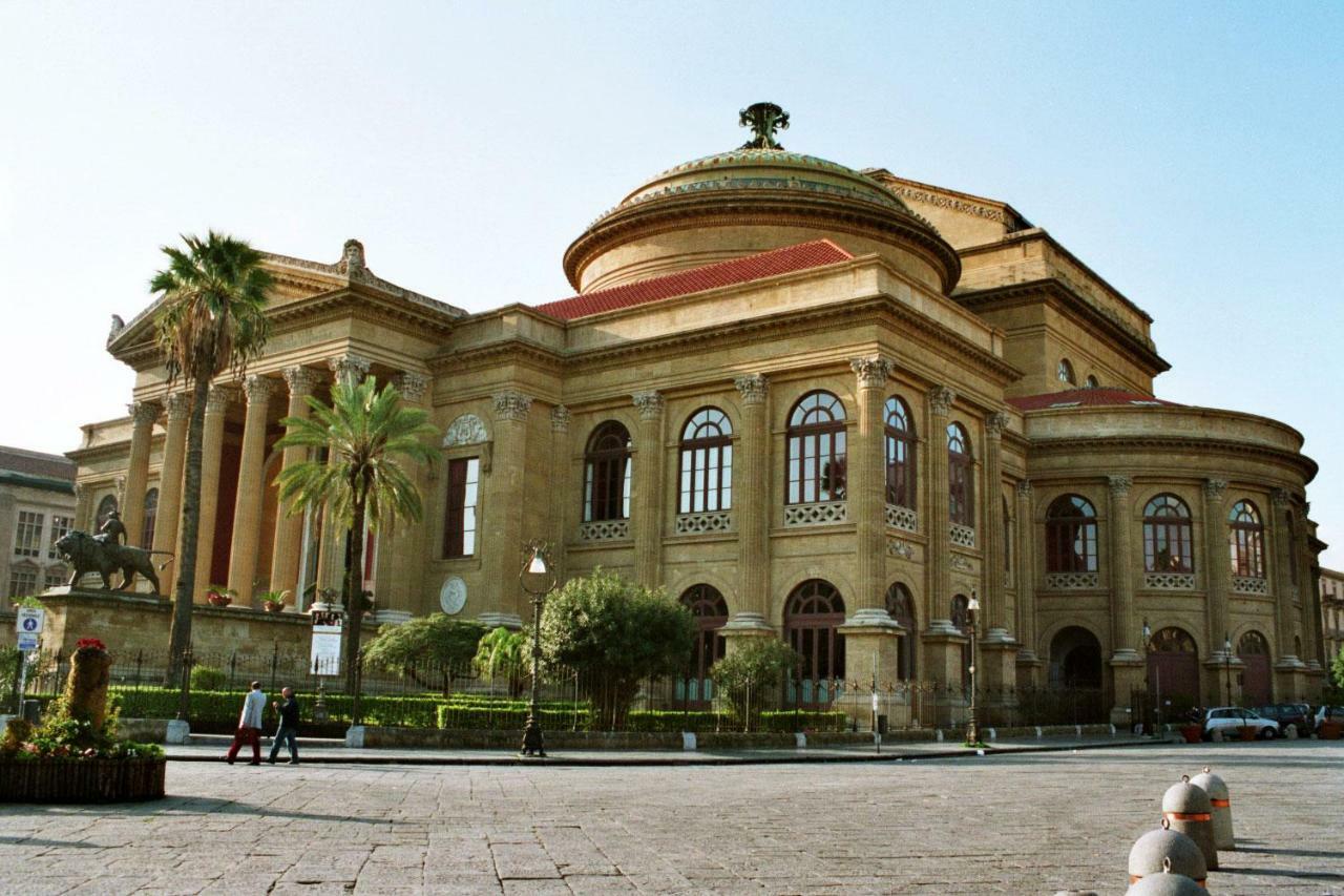 Better & Better Bed & Breakfast Palermo Bagian luar foto